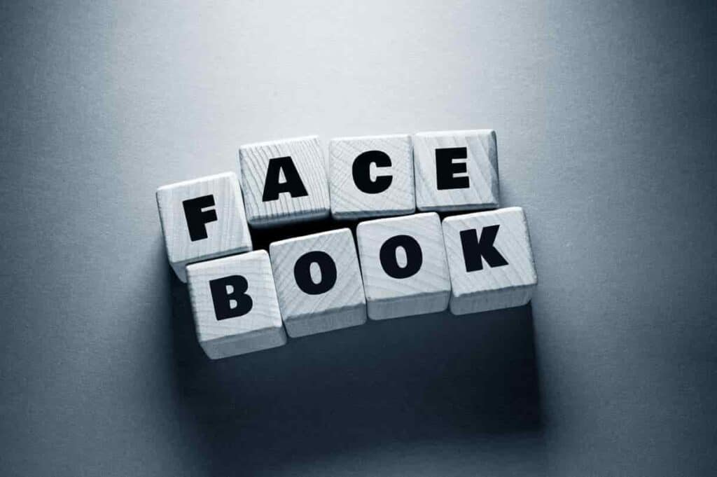FACEBOOK SPY KITA