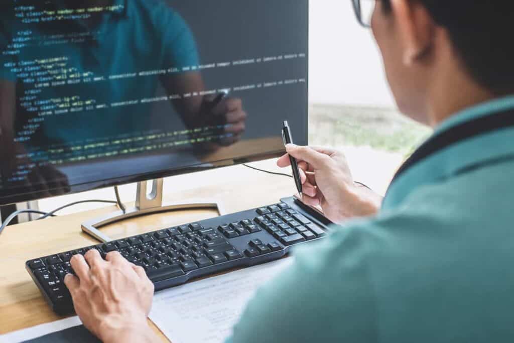 Elementor buat website jadi lembab?